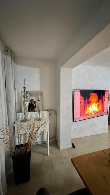 Ein Charmanter Zweifamilienhaus Berlin Exteriör bild