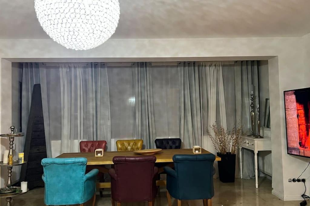 Ein Charmanter Zweifamilienhaus Berlin Exteriör bild